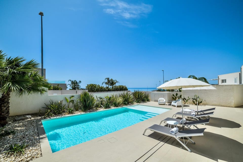 Pool view, Sea view, Swimming pool