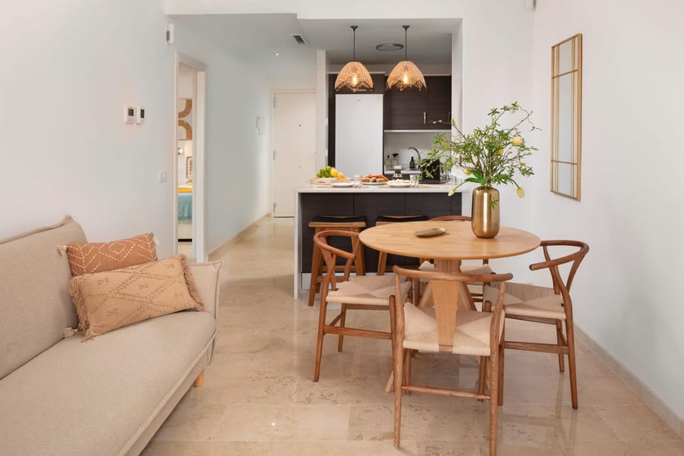 Living room, Seating area, Dining area