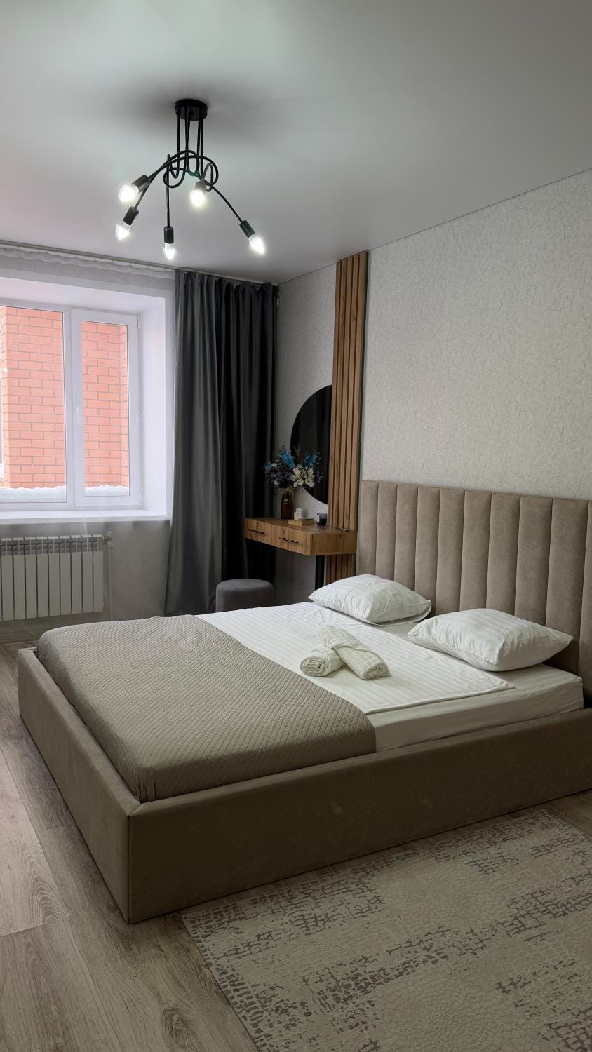 Bed, Living room