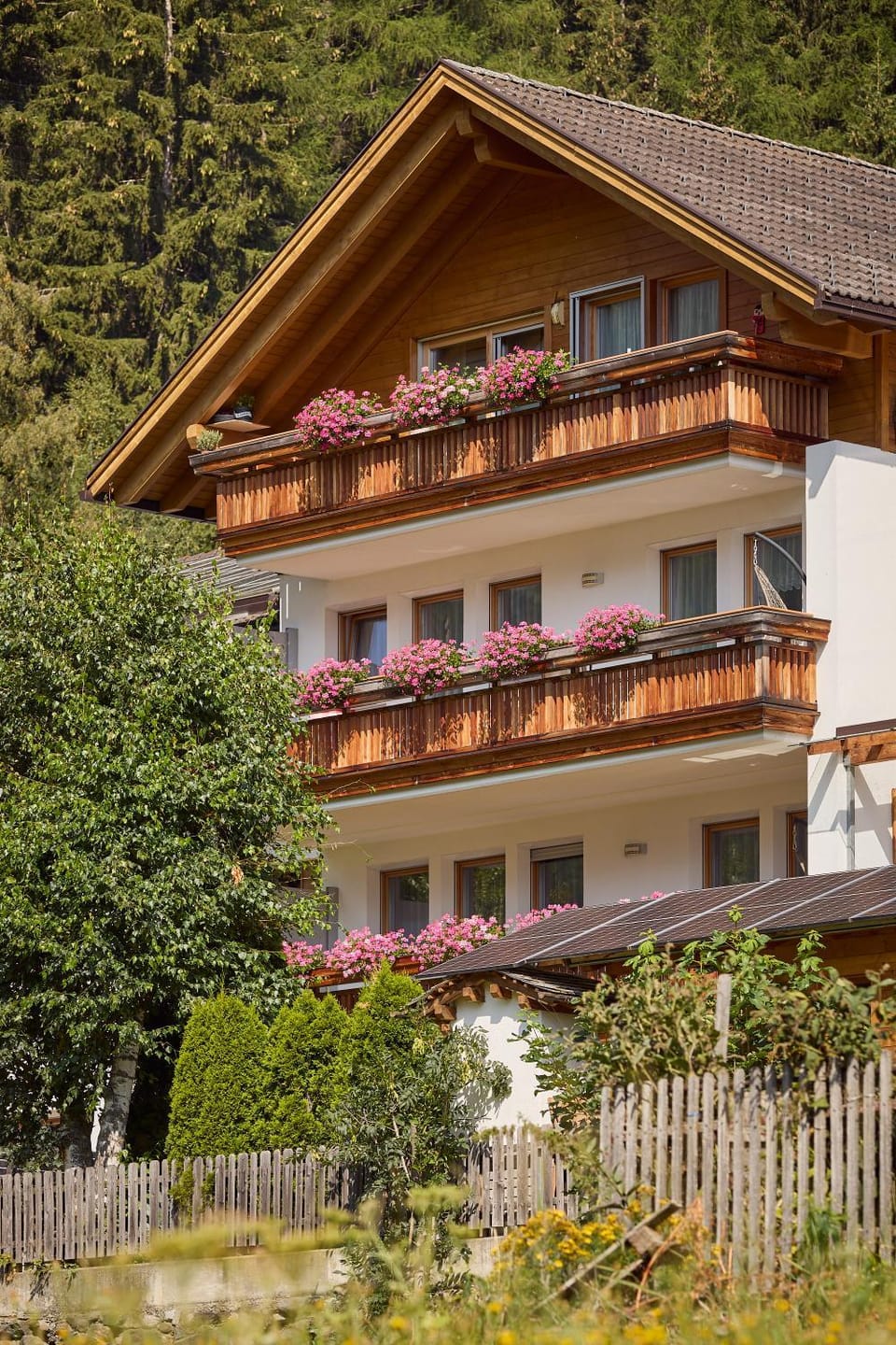 Property building, Balcony/Terrace