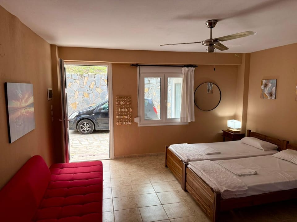 Bed, Photo of the whole room