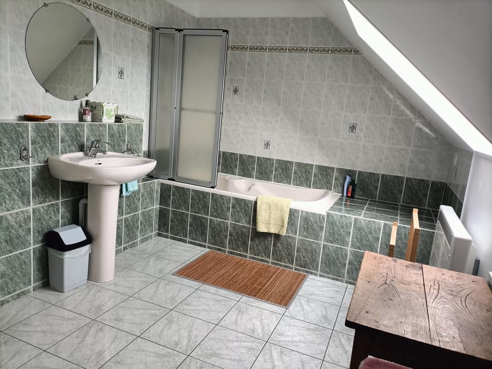 Shower, Bathroom, Bath