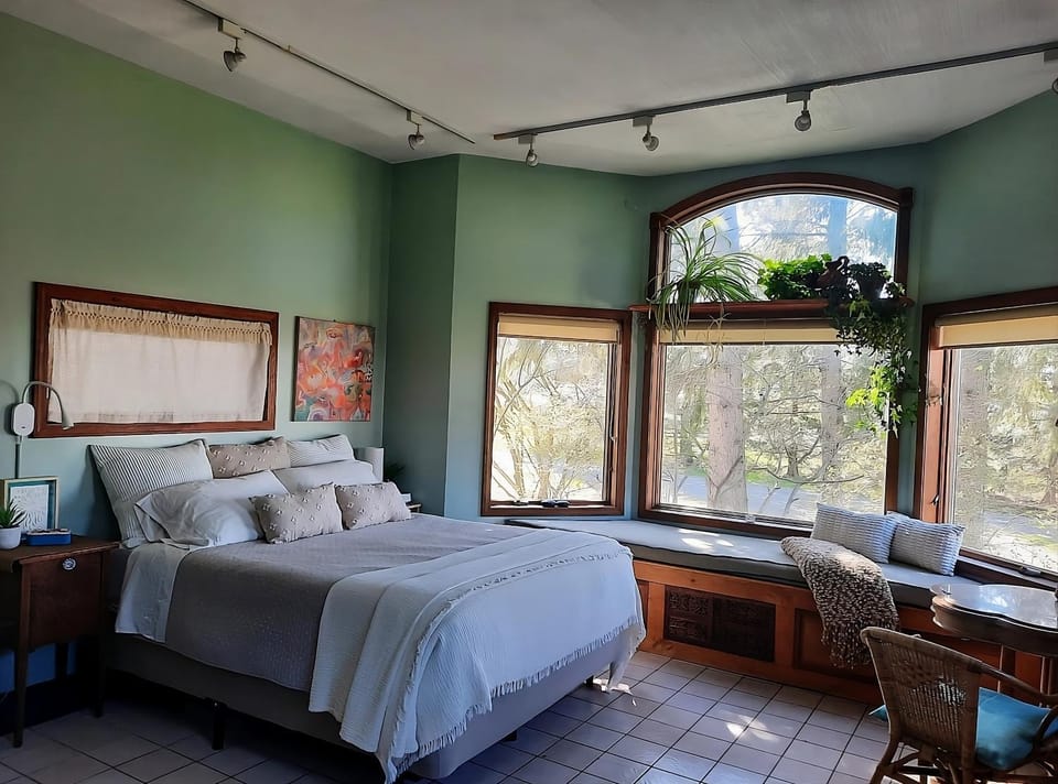 Seating area, Bedroom
