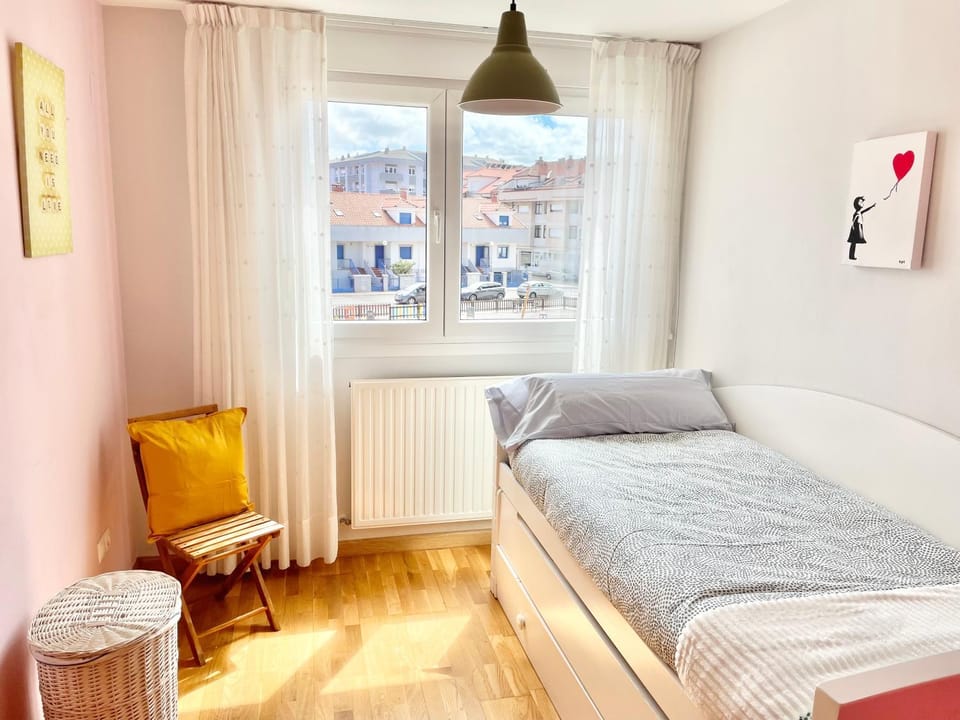 Apartamento San Juan. Piscina y Parking privado. Apartment in Asturias