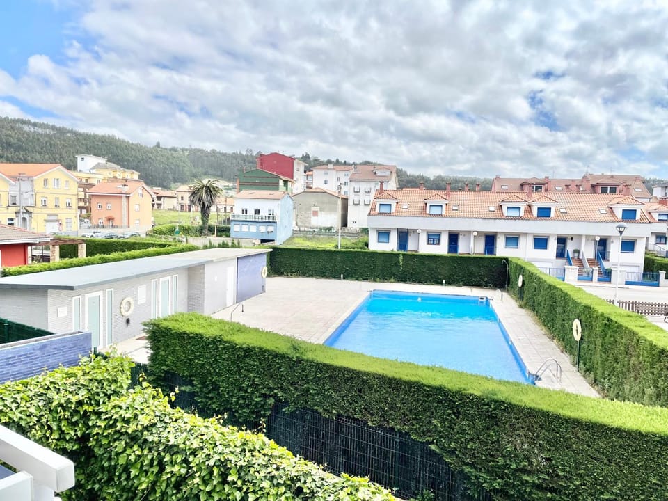 Apartamento San Juan. Piscina y Parking privado. Apartment in Asturias