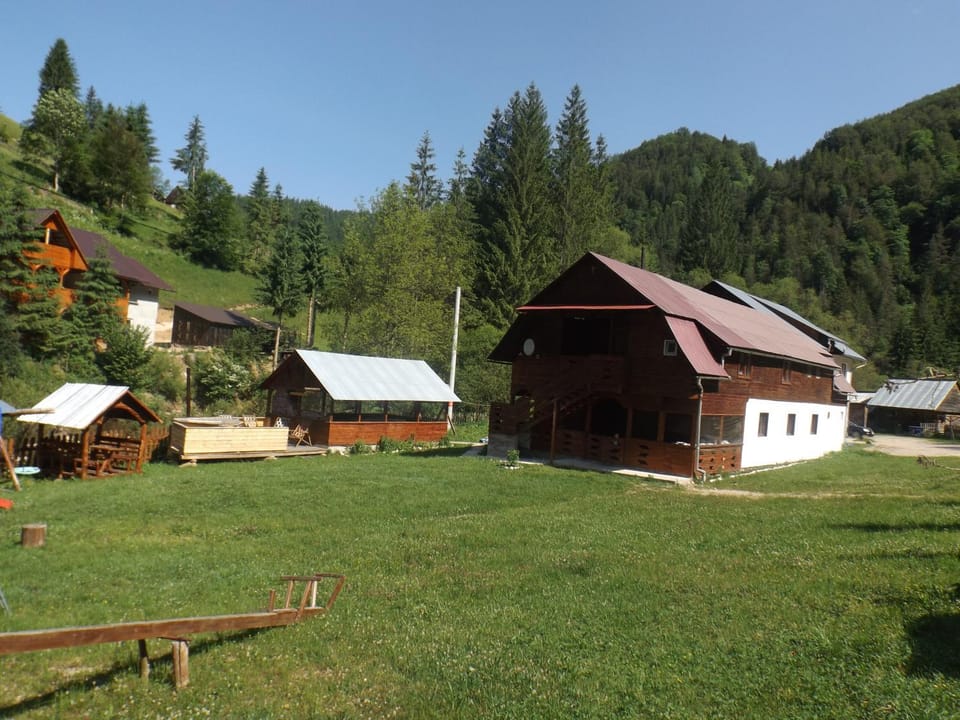 La Marian pensiune restaurant Bed and Breakfast in Cluj County