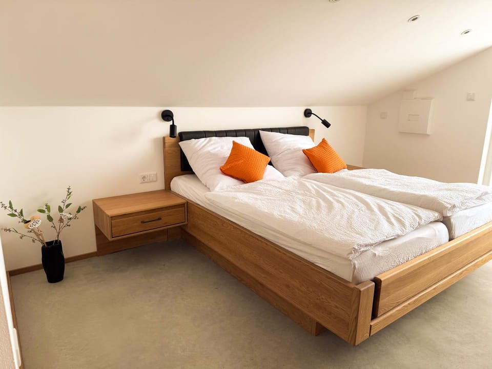 Bed, Bedroom