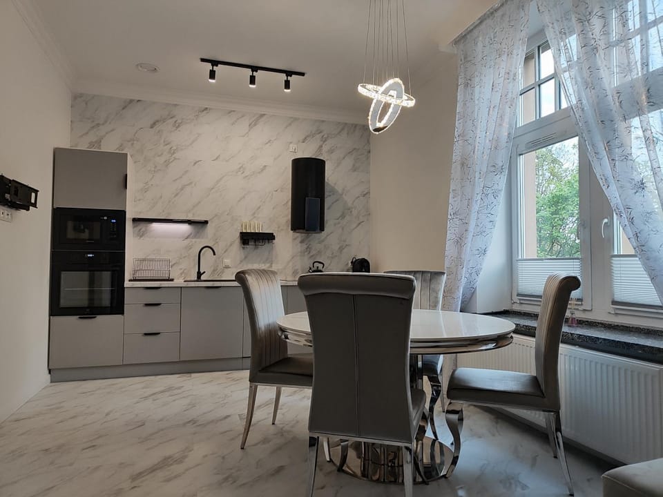 Apartament Jak w banku Apartment in Lower Silesian Voivodeship