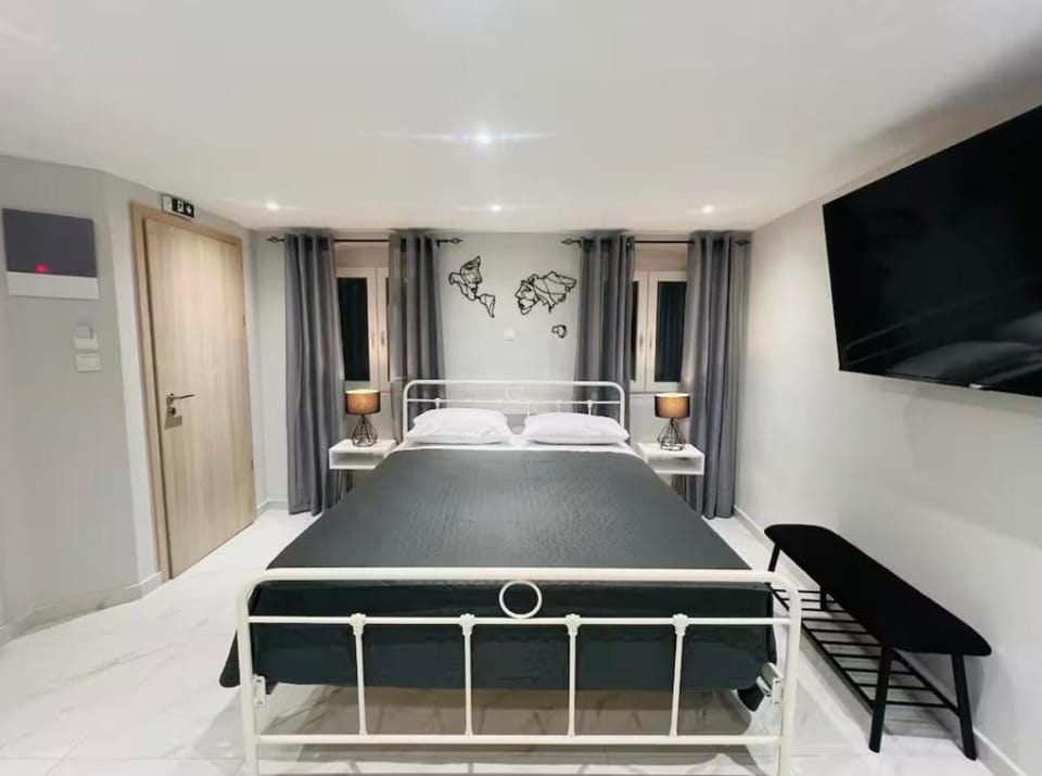 Iris Home Porta Remounda Apartment in Corfu