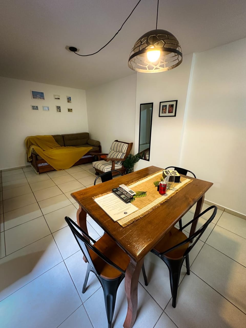 Seating area, Dining area