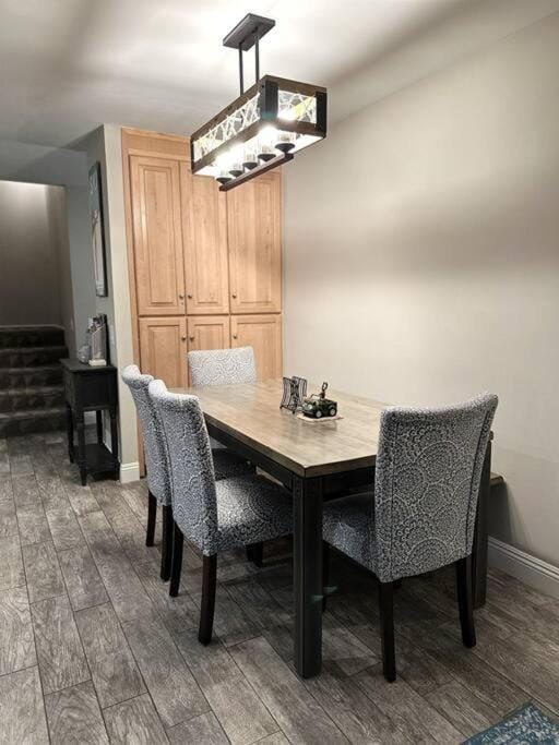 Rustic Modern Condo - Close to Village - Sleeps 10 Apartment in Mammoth Lakes