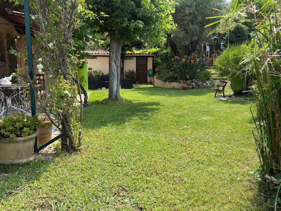 magnifique maison 6 personne piscine Villa in Antibes