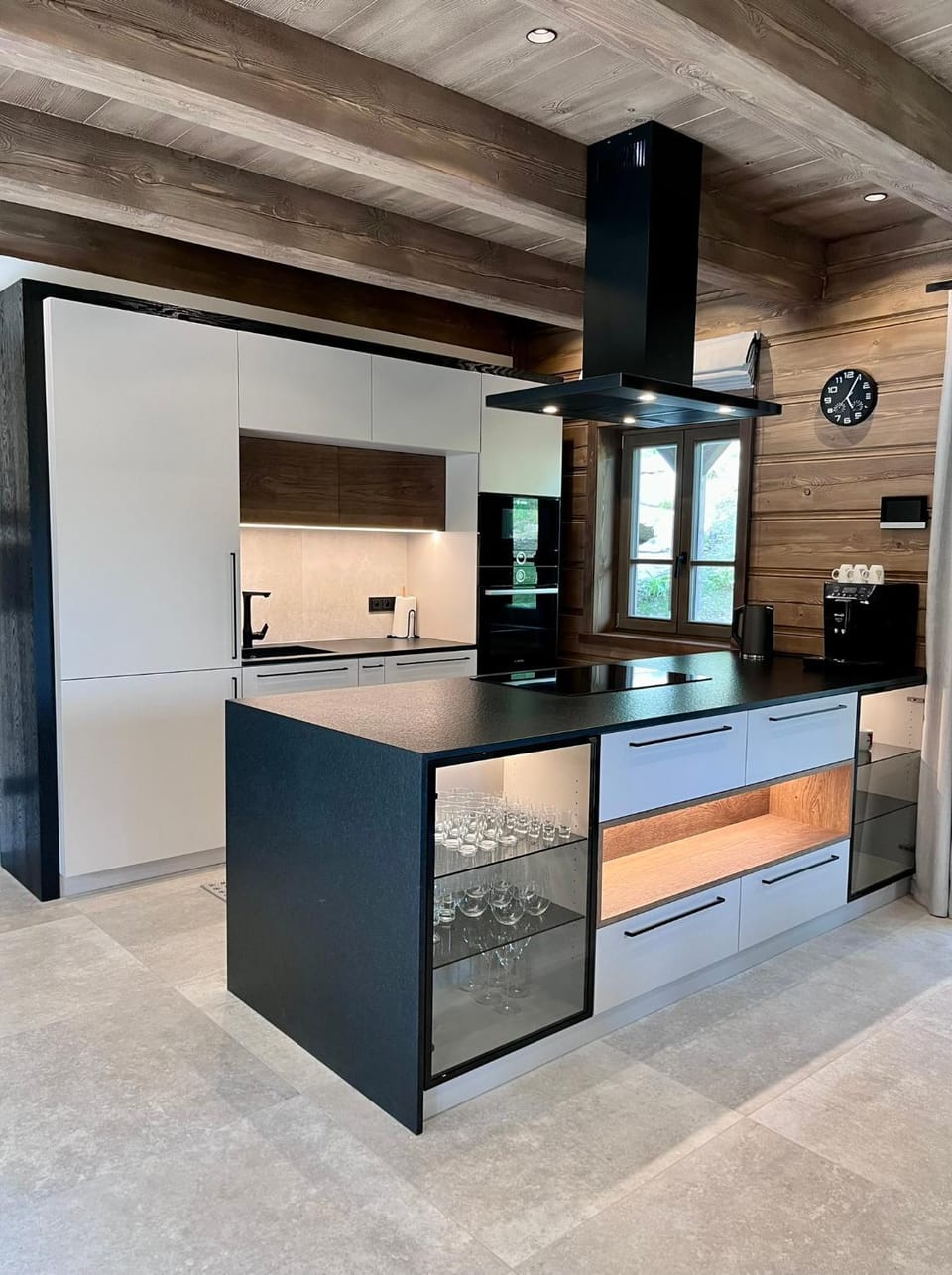 Kitchen or kitchenette, kitchen, kitchen