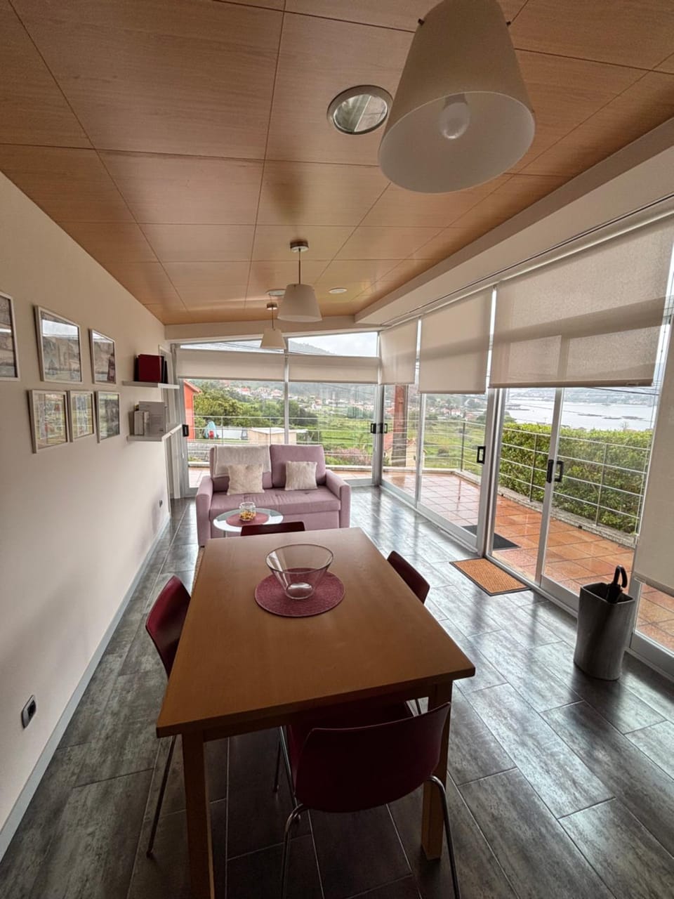 Communal lounge/ TV room, Natural landscape, TV and multimedia, View (from property/room), Living room, Lounge or bar, Sea view, heating, air conditioner