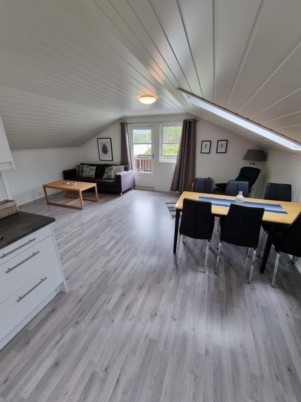 Vrådal Golf, Mountain and Water Views Apartment in Viken, Norway