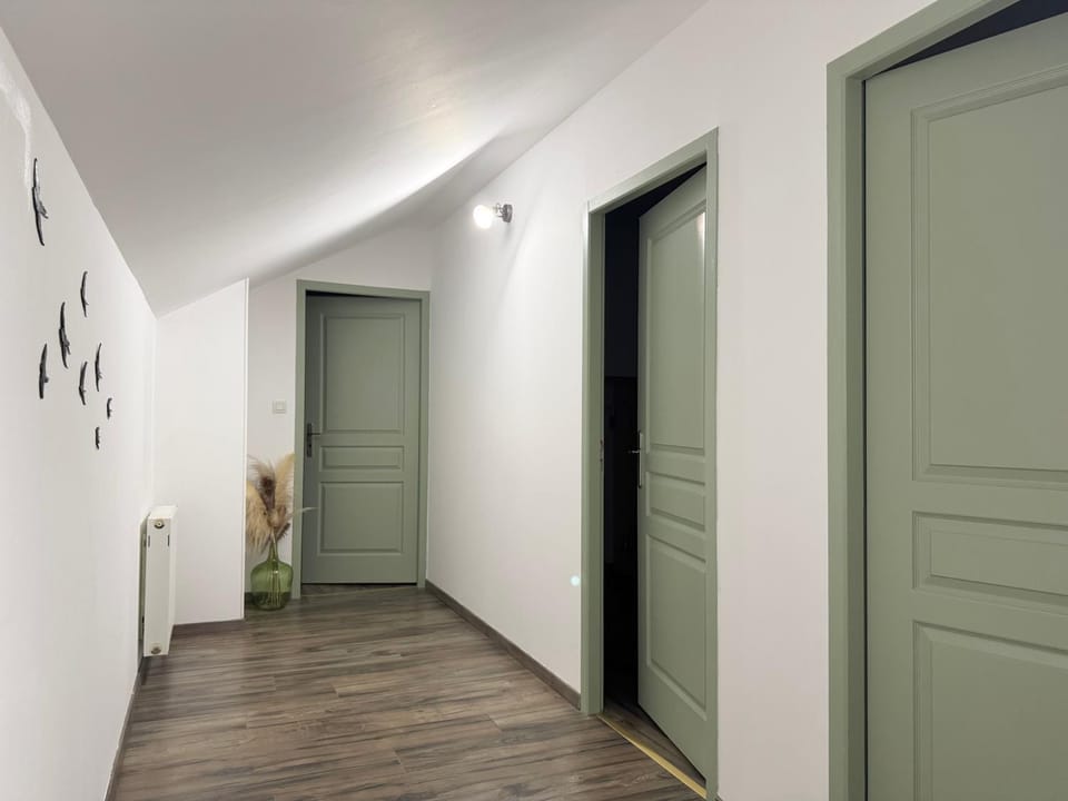 Maison aux pieds du circuit de Mirecourt House in Vosges