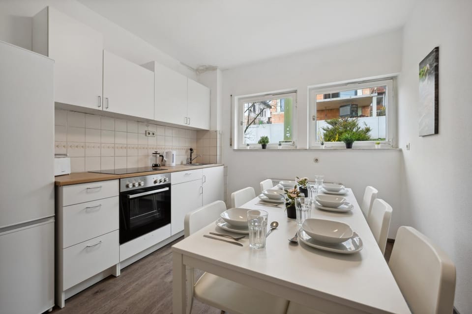 home2stay Apartments in Köngen Küche, Wifi, Smart TV, Stuttgart, Autobahn A8 Apartment in Baden-Württemberg