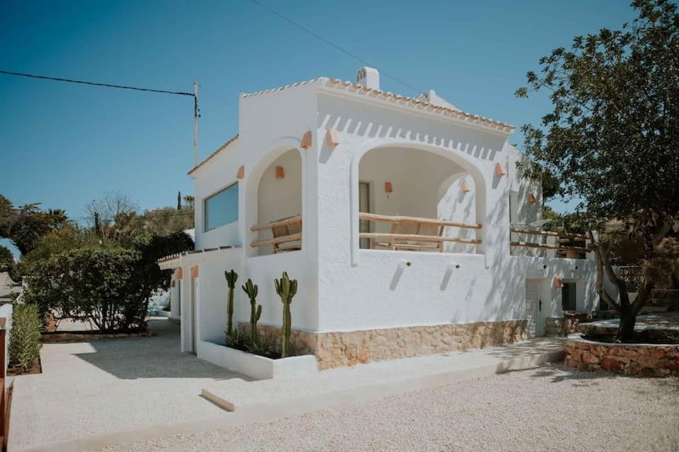 Property building, Balcony/Terrace