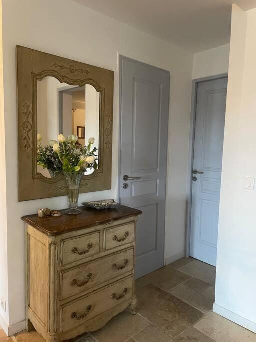 Bas de villa chez Marta Apartment in Antibes