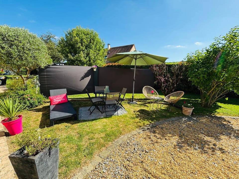Joli studio mezzanine proche pôle européen et circuit Apartment in Pays de la Loire
