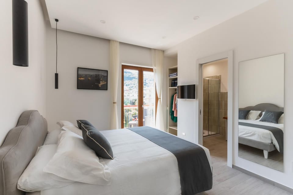MIFRA SUITES Bed and Breakfast in Sorrento