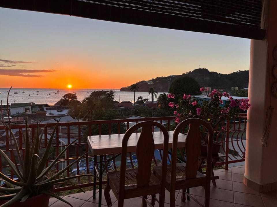 Natural landscape, View (from property/room), Balcony/Terrace, Mountain view, Sea view, Sunset