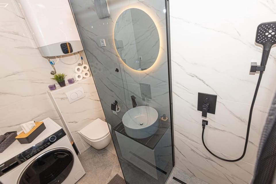 Shower, Bathroom