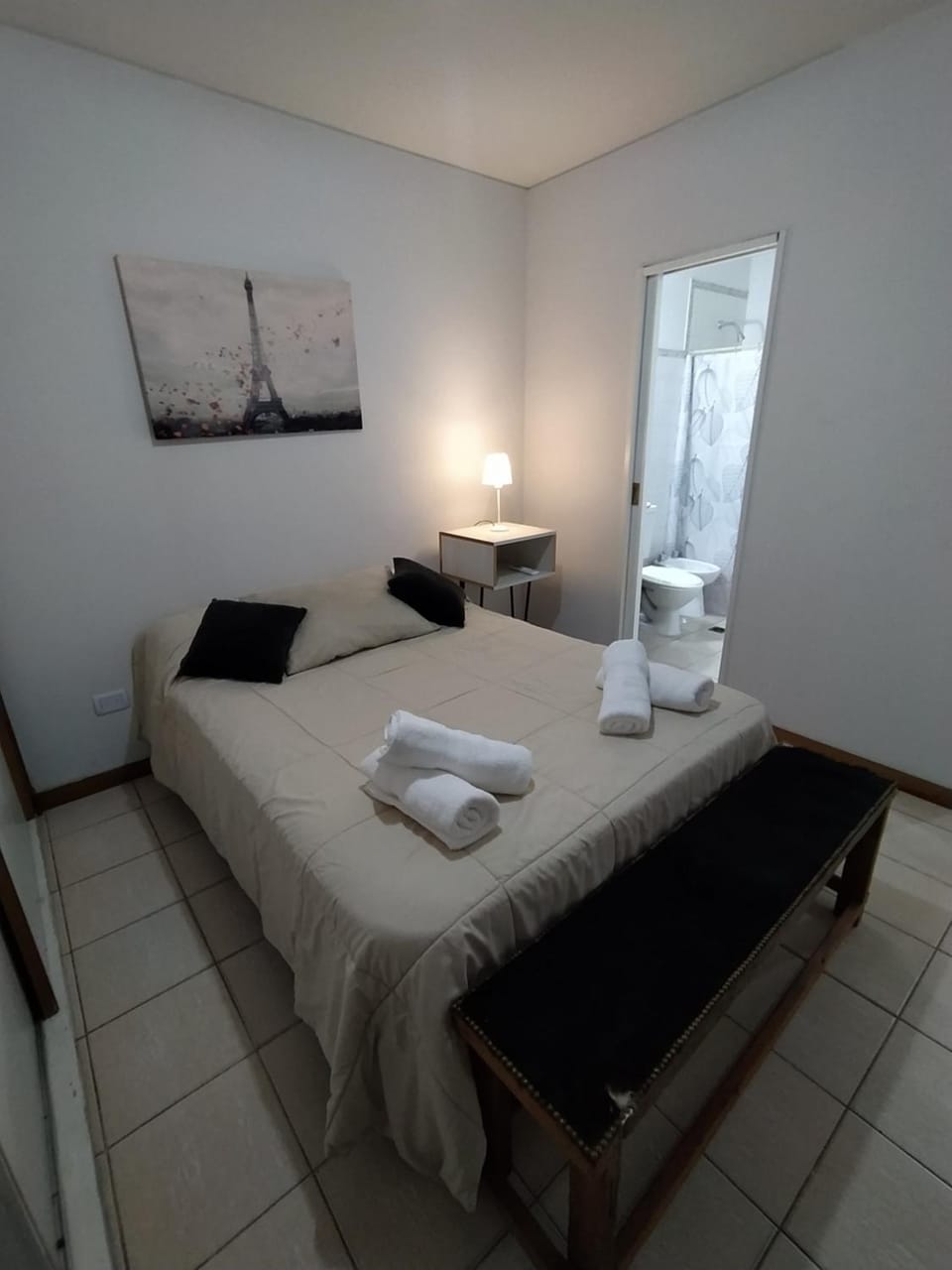 Bed, Photo of the whole room, Bedroom, towels