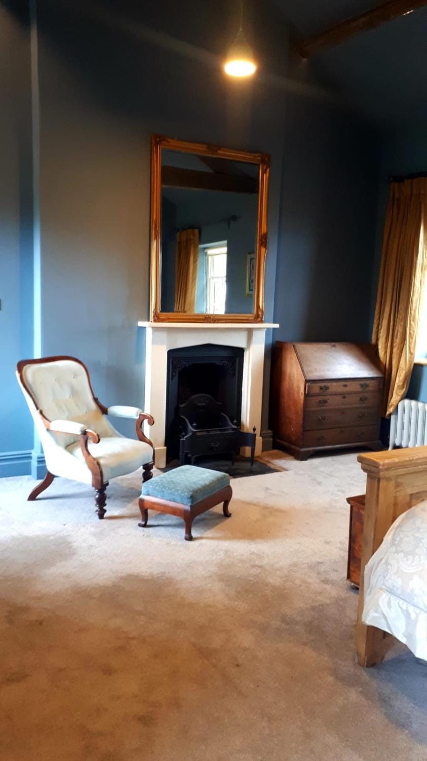 Seating area, Bedroom