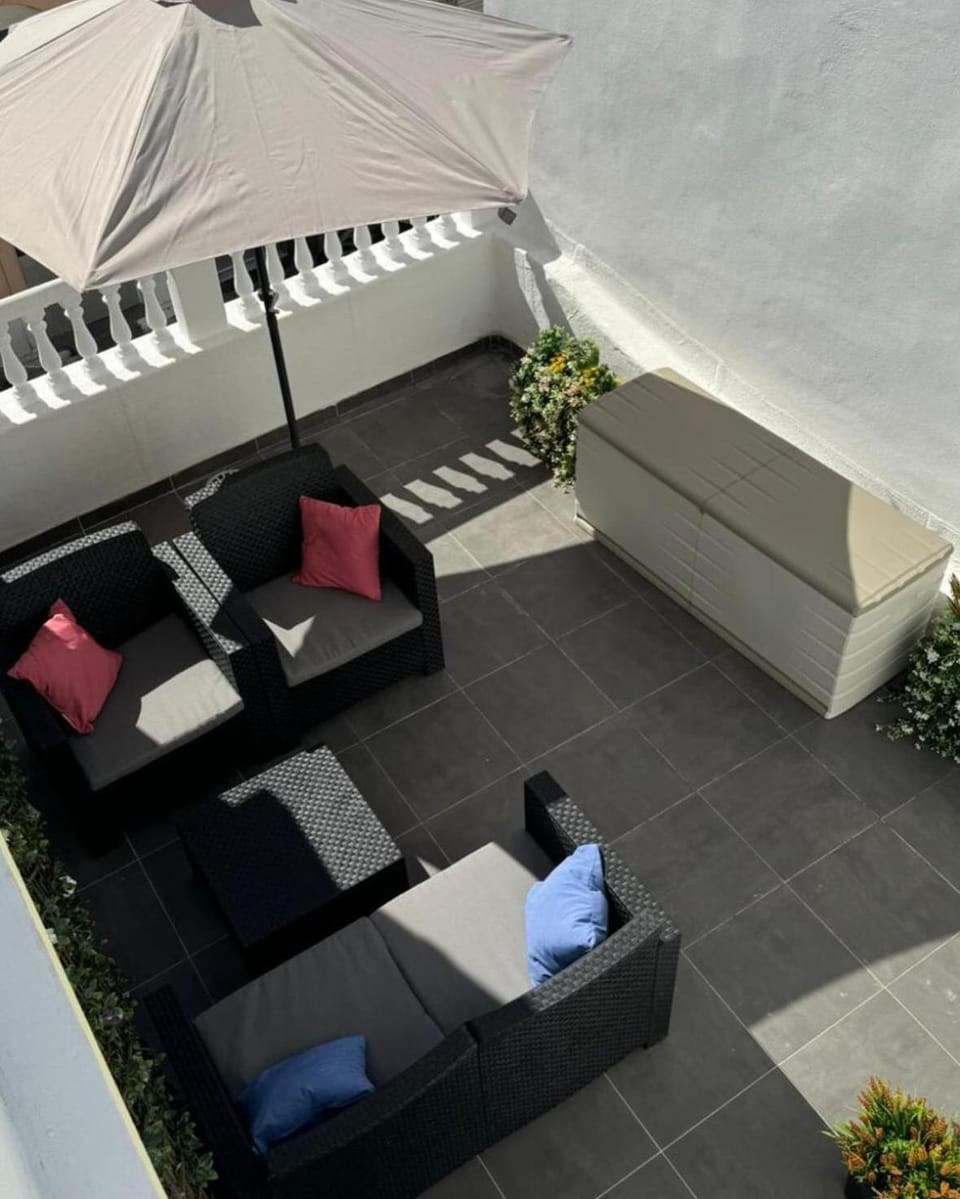 Patio, Balcony/Terrace, Seating area
