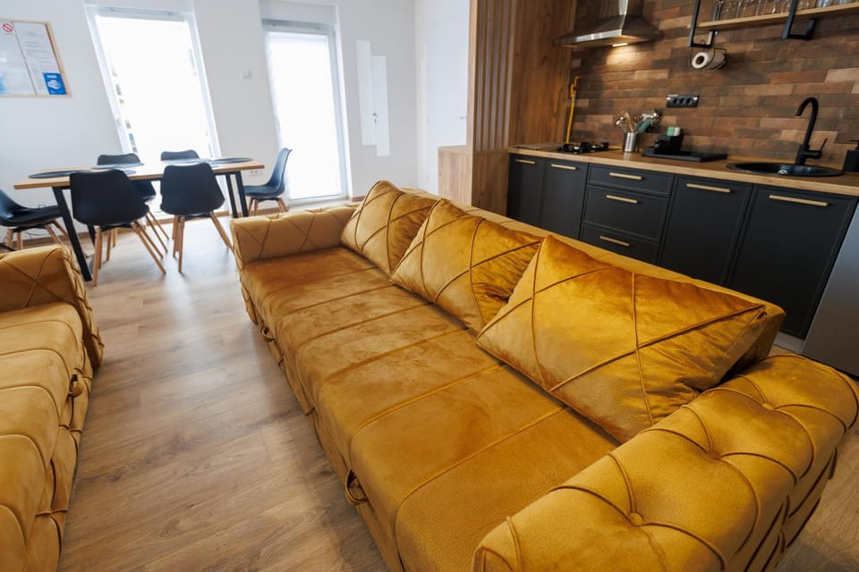 Kitchen or kitchenette, Living room, Seating area