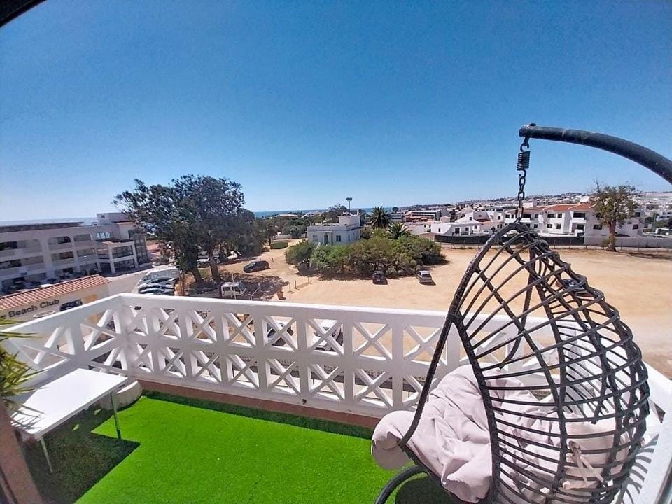 View (from property/room), Balcony/Terrace