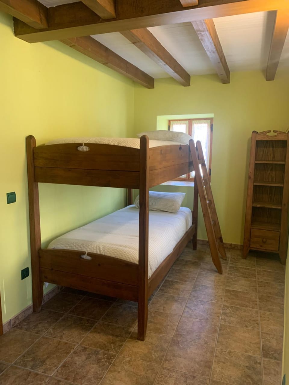 bunk bed