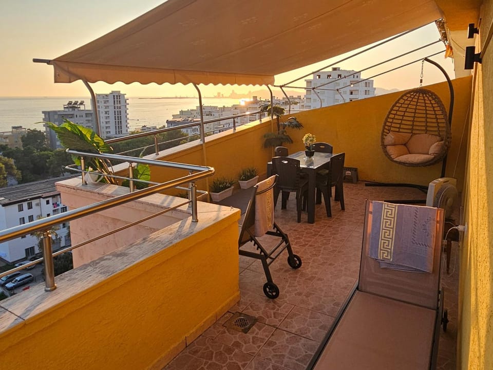 Balcony/Terrace, Seating area