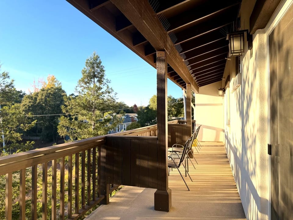 Patio, Day, View (from property/room), Balcony/Terrace