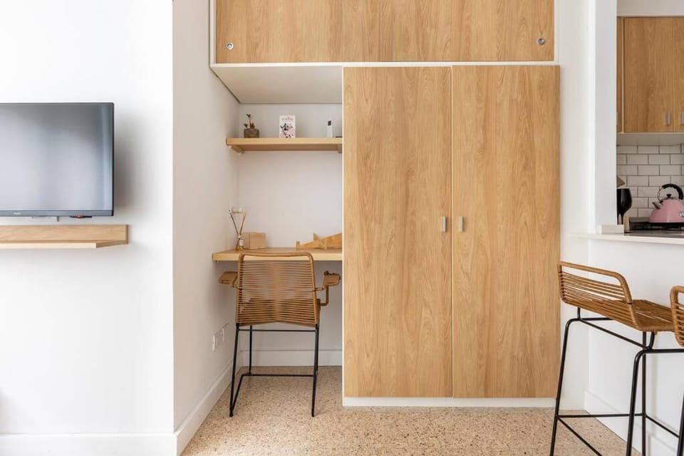 Seating area, wardrobe