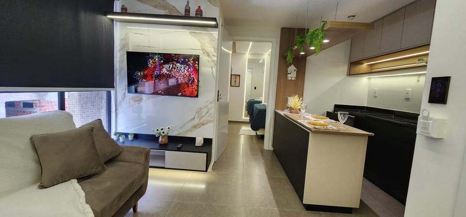 TV and multimedia, Kitchen or kitchenette, Living room, Seating area