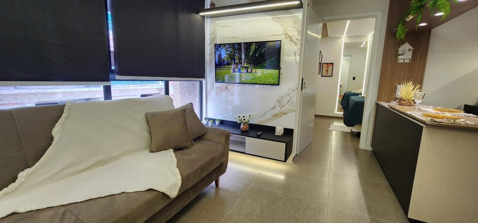 TV and multimedia, Kitchen or kitchenette, Living room, Seating area