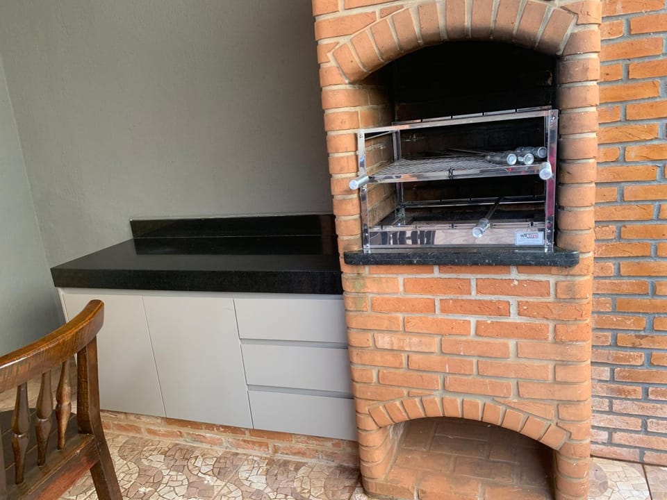 BBQ facilities, flat iron, pet friendly