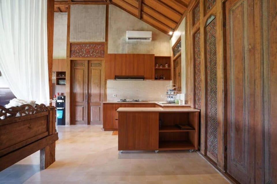 Kitchen or kitchenette, Kitchen or kitchenette, stove