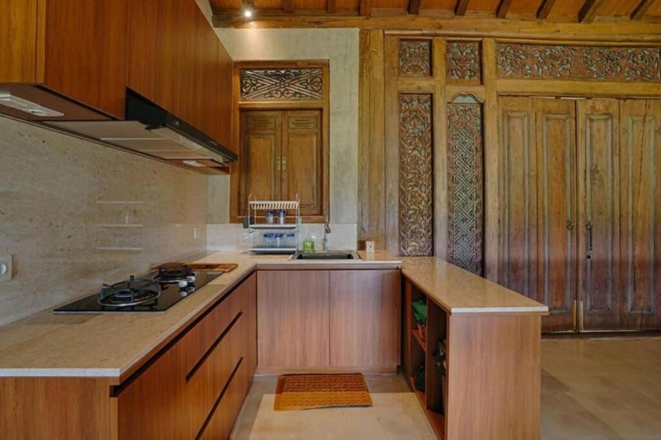Kitchen or kitchenette, Kitchen or kitchenette, stove