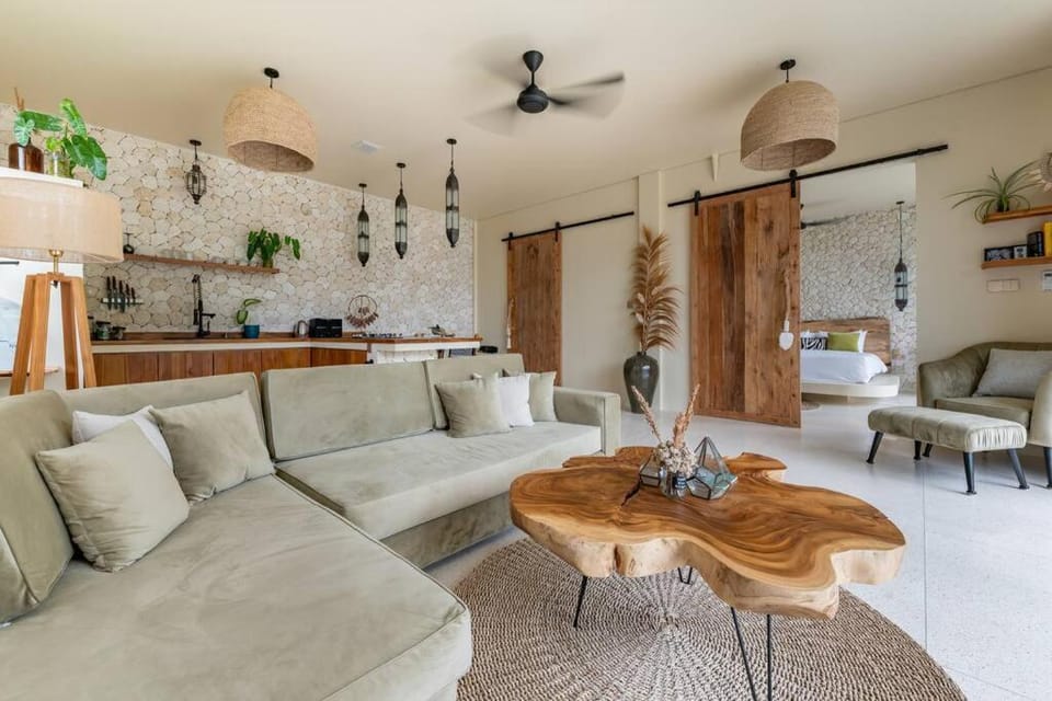 The Castle Villas - Barong Villa in Bali