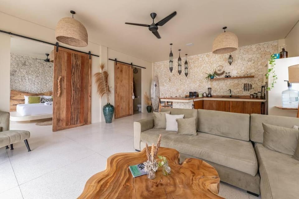Kitchen or kitchenette, Living room, Seating area