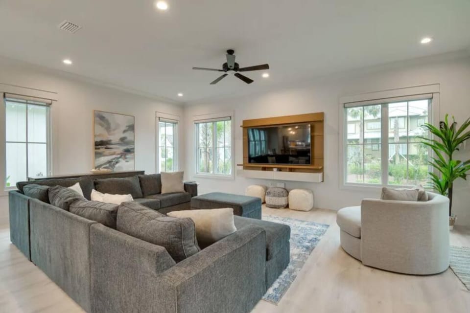 TV and multimedia, Living room, Seating area