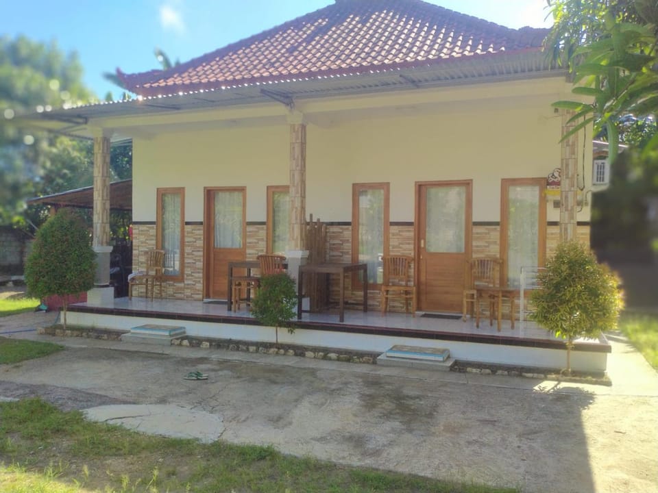 Coconut House Bed and Breakfast in Bali
