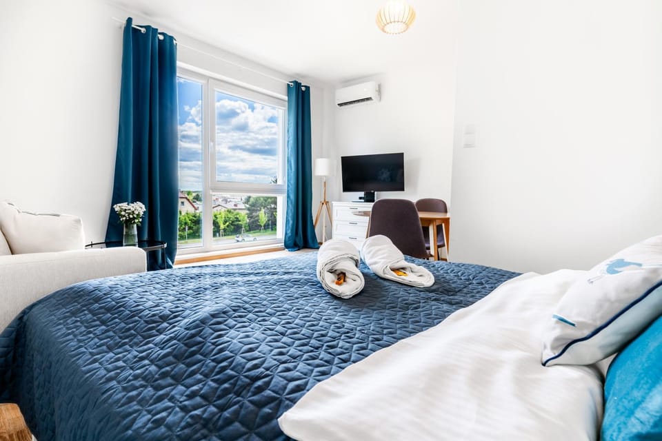 Apartament UKIEL PARK 16 przy Plaży Miejskiej - klimatyzacja,free parking,FV Apartment in Poland