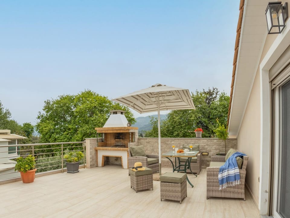 Patio, Day, Balcony/Terrace, Seating area, Garden view, sunbed