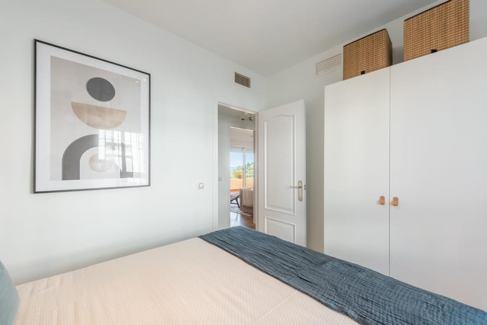 Beach and sea view in Riviera del Sol Apartment in Sitio de Calahonda