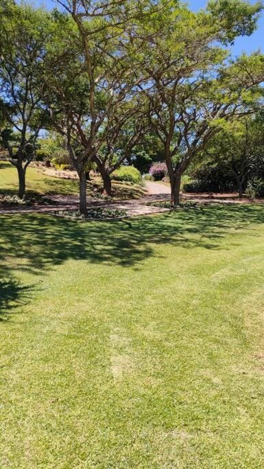 Serenity Alpaca Self Catering Cottage Apartment in KwaZulu-Natal