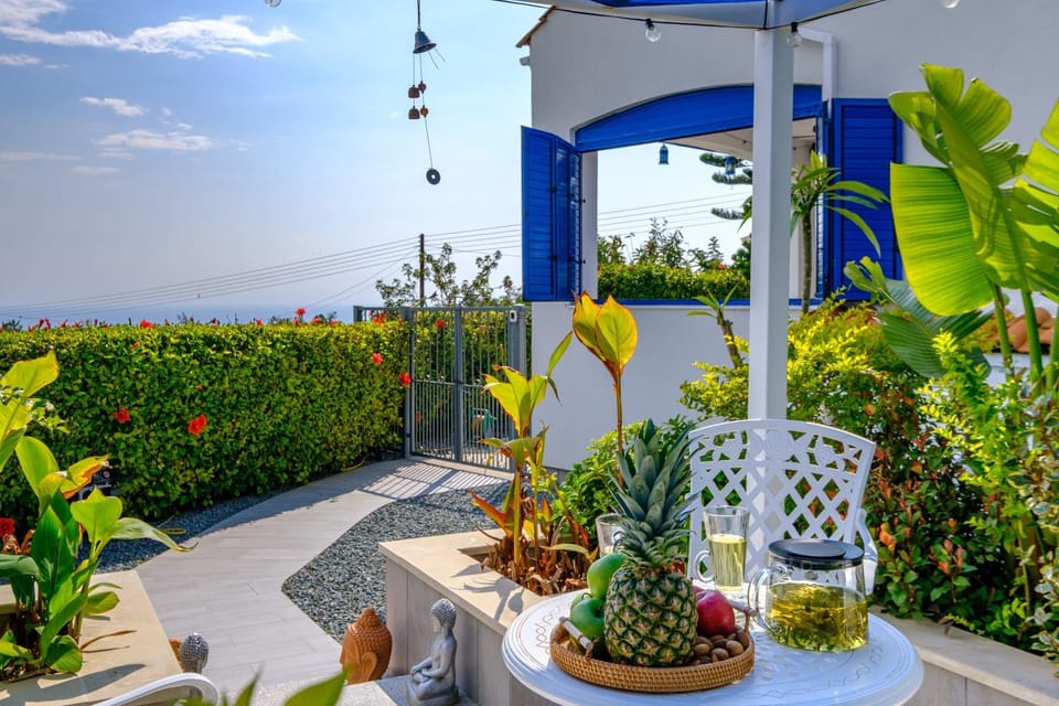Azure Luxury Villa by Nomads Villa in Peyia